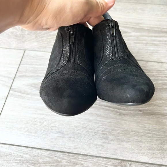 Naturalizer Timber Black Faux Suede Heeled Bootie Boots - Picture 4 of 14